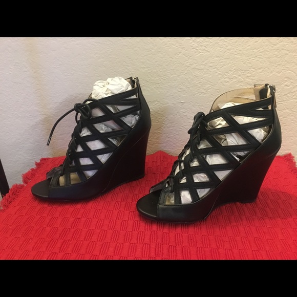 Bamboo wedge-heels - Picture 2 of 3